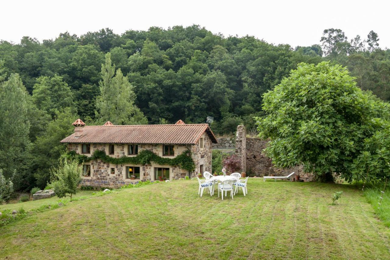 El Molino De Rucandio Льерганес Экстерьер фото